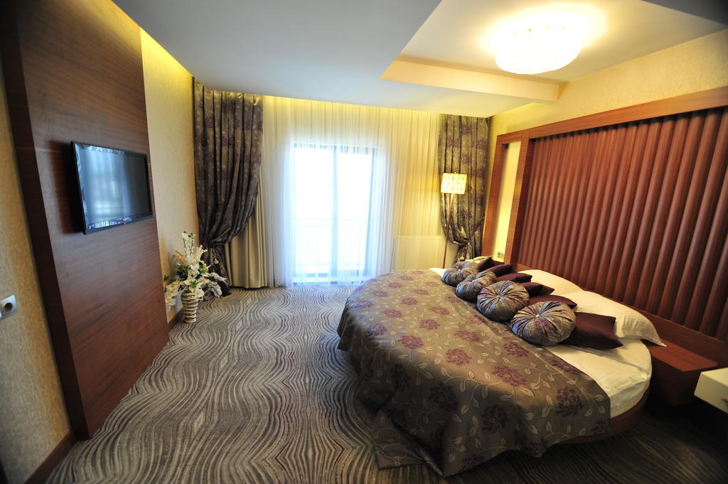 Grand Cenas Hotel Agrı Rum bild